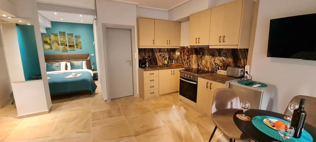 New Stylish Apartment In Athens! エクステリア 写真