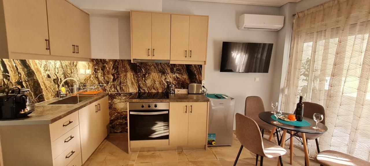 New Stylish Apartment In Athens! エクステリア 写真